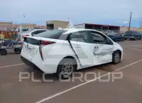 2018 Toyota PRIUS photo
