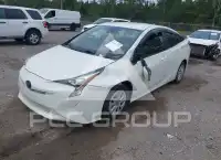 2018 Toyota PRIUS photo