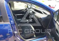 2018 Toyota PRIUS фото