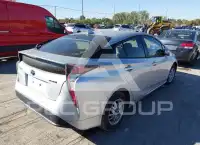 2018 Toyota PRIUS фото