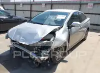 2018 Toyota PRIUS photo