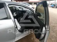 2018 Toyota PRIUS фото