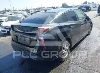2018 Toyota PRIUS фото