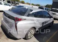 2018 Toyota PRIUS photo