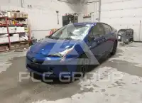 2018 Toyota PRIUS photo