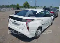2018 Toyota PRIUS фото