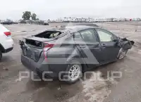 2018 Toyota PRIUS фото