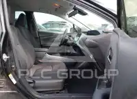 2018 Toyota PRIUS фото