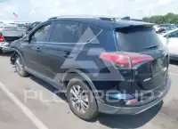 2018 Toyota RAV4 фото