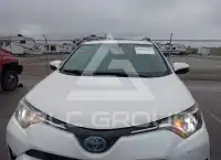 2018 Toyota RAV4 фото