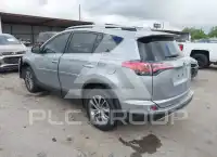 2018 Toyota RAV4 фото