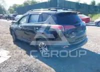 2018 Toyota RAV4 фото