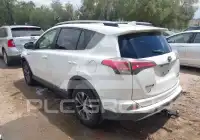 2018 Toyota RAV4 фото