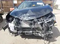 2018 Toyota RAV4 фото