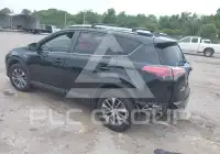 2018 Toyota RAV4 фото