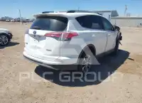 2018 Toyota RAV4 фото