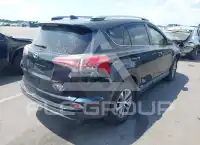 2018 Toyota RAV4 фото