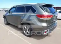 2018 Toyota Highlander фото