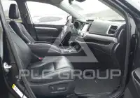 2018 Toyota Highlander photo