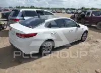 2018 KIA Optima photo