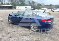 2018 KIA Optima photo