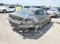 2018 KIA Optima photo