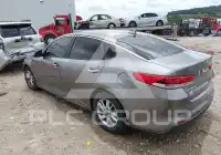 2018 KIA Optima photo