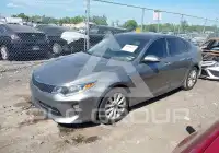 2018 KIA Optima photo
