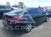 2018 KIA Optima photo