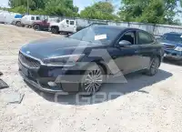 2018 KIA Cadenza photo