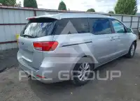 2018 KIA Sedona фото