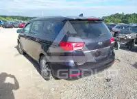 2018 KIA Sedona фото