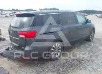 2018 KIA Sedona photo