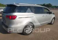 2018 KIA Sedona фото