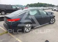2018 KIA Optima фото