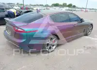 2018 KIA Stinger photo