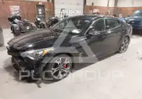 2018 KIA Stinger photo