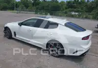 2018 KIA Stinger photo