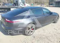 2018 KIA Stinger photo