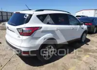 2018 Ford ESCAPE photo