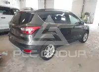 2018 Ford ESCAPE photo