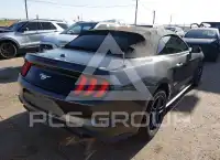 2018 Ford MUSTANG photo