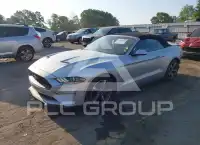 2018 Ford MUSTANG фото