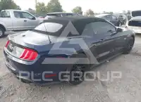 2018 Ford MUSTANG photo
