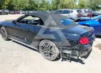 2018 Ford MUSTANG photo