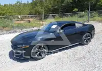 2018 Ford MUSTANG photo