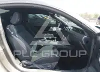 2018 Ford MUSTANG photo