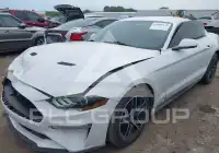 2018 Ford MUSTANG фото