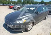 2018 Ford FUSION photo