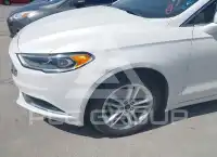 2018 Ford FUSION photo